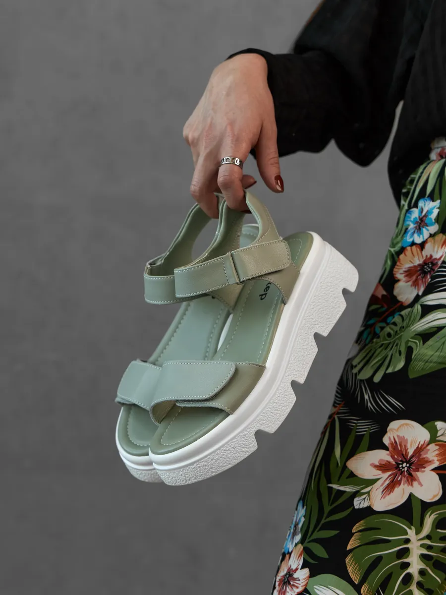 Босоножки женские летние на платформе натуральная кожа XT026-012