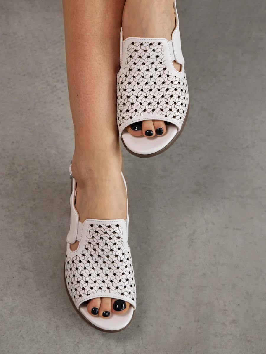 Босоножки женские летние натуральная кожа белые на каблуке 51BKE31-5-112k