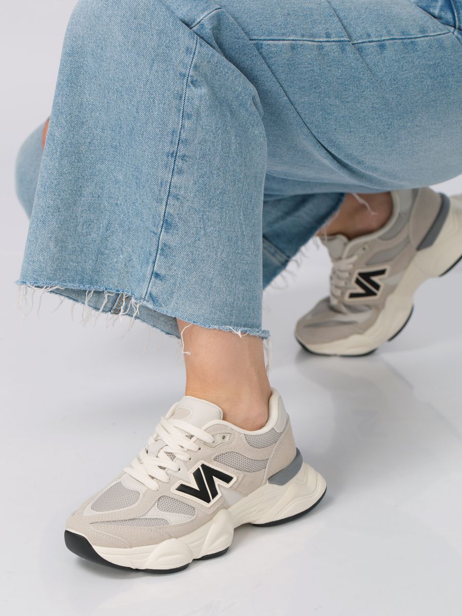 Кроссовки женские на платформе серые дышащие AA075-011K