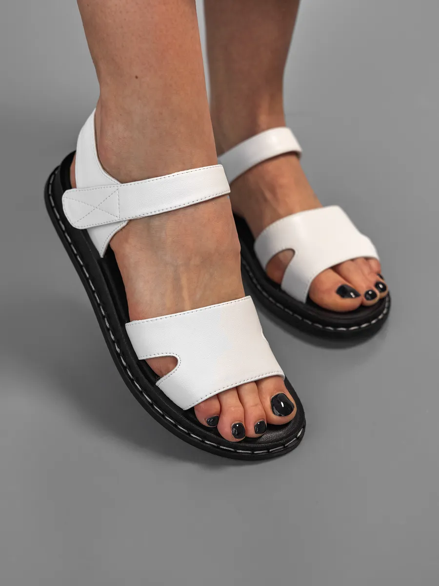 Босоножки женские летние без каблука белые 92AF05-112-1k