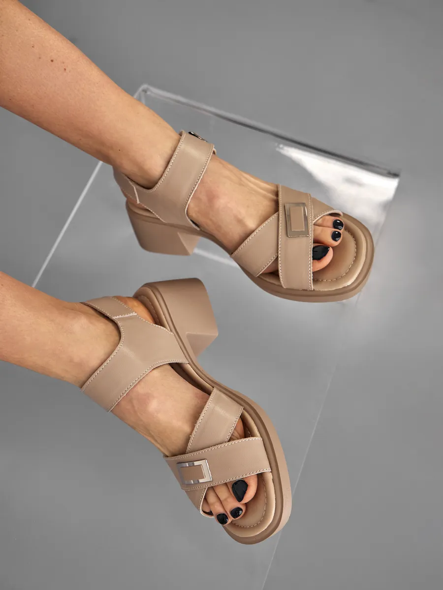 Босоножки женские летние на каблуке EA092-012k