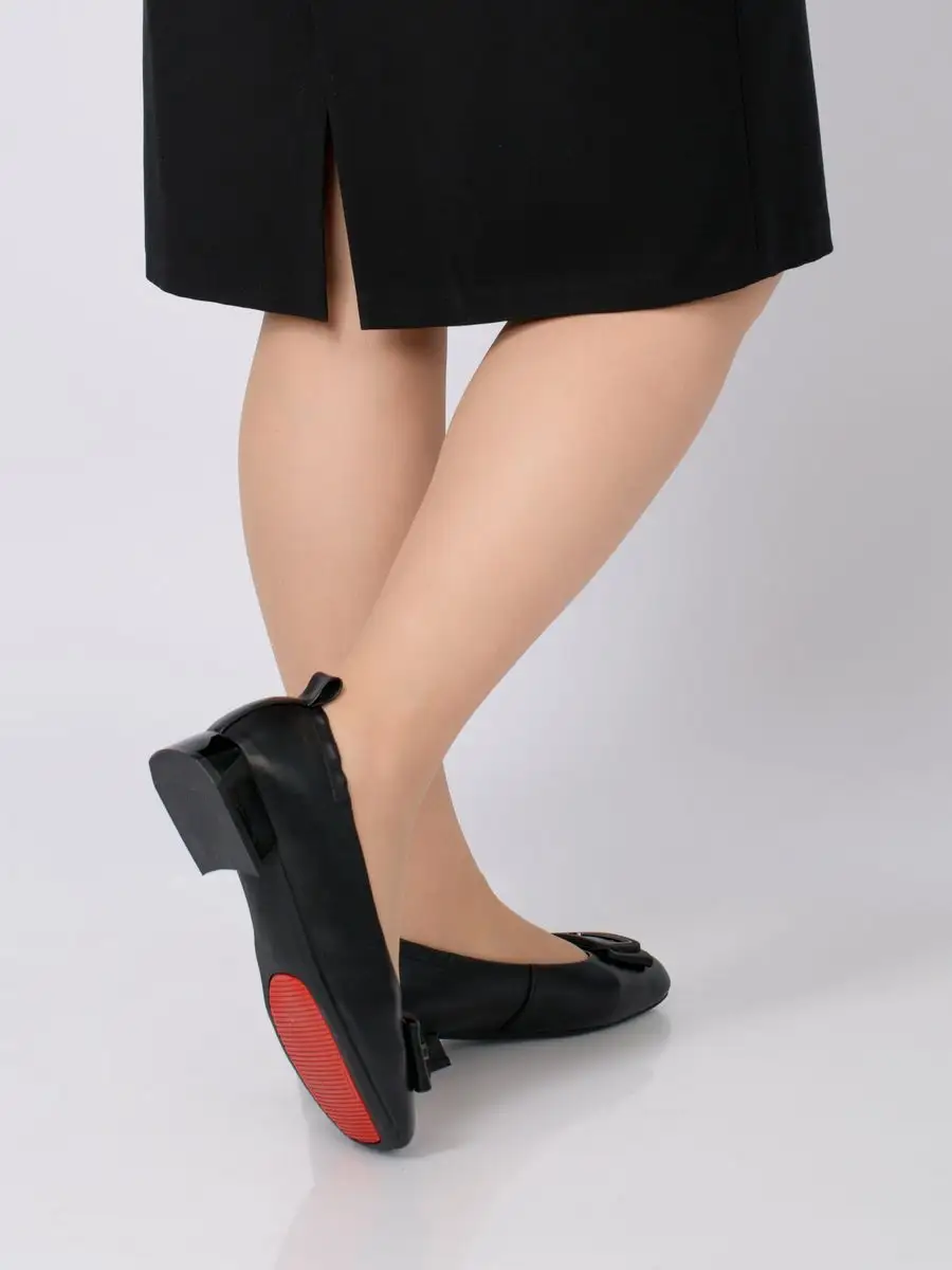 Туфли женские натуральная кожа черные на низком каблуке EH282-010K