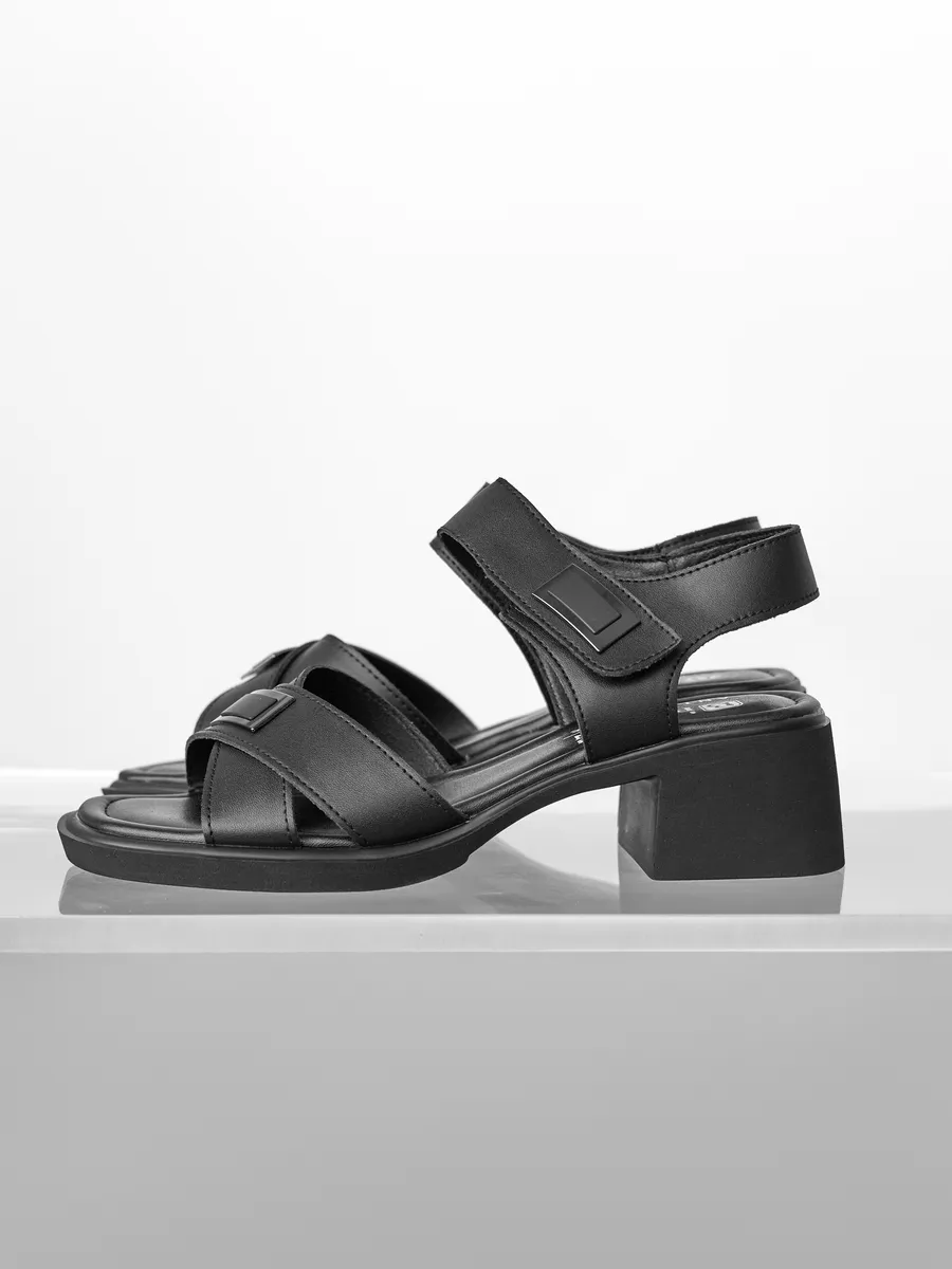 Босоножки женские летние на каблуке EA092-011k