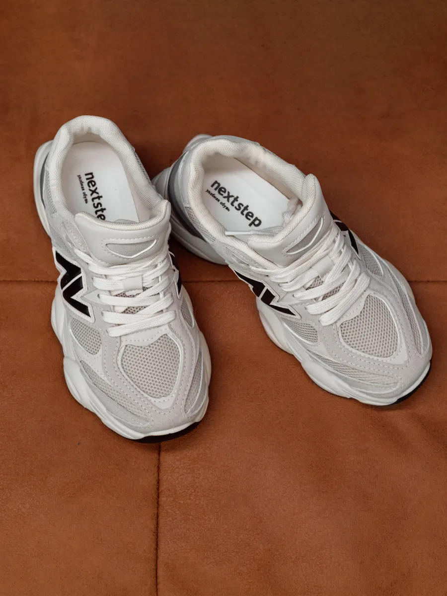 Кроссовки женские на платформе серые дышащие AA075-011K